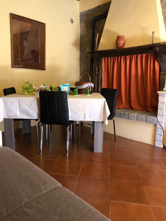 Appartamento Del Cuore Pitigliano Luaran gambar